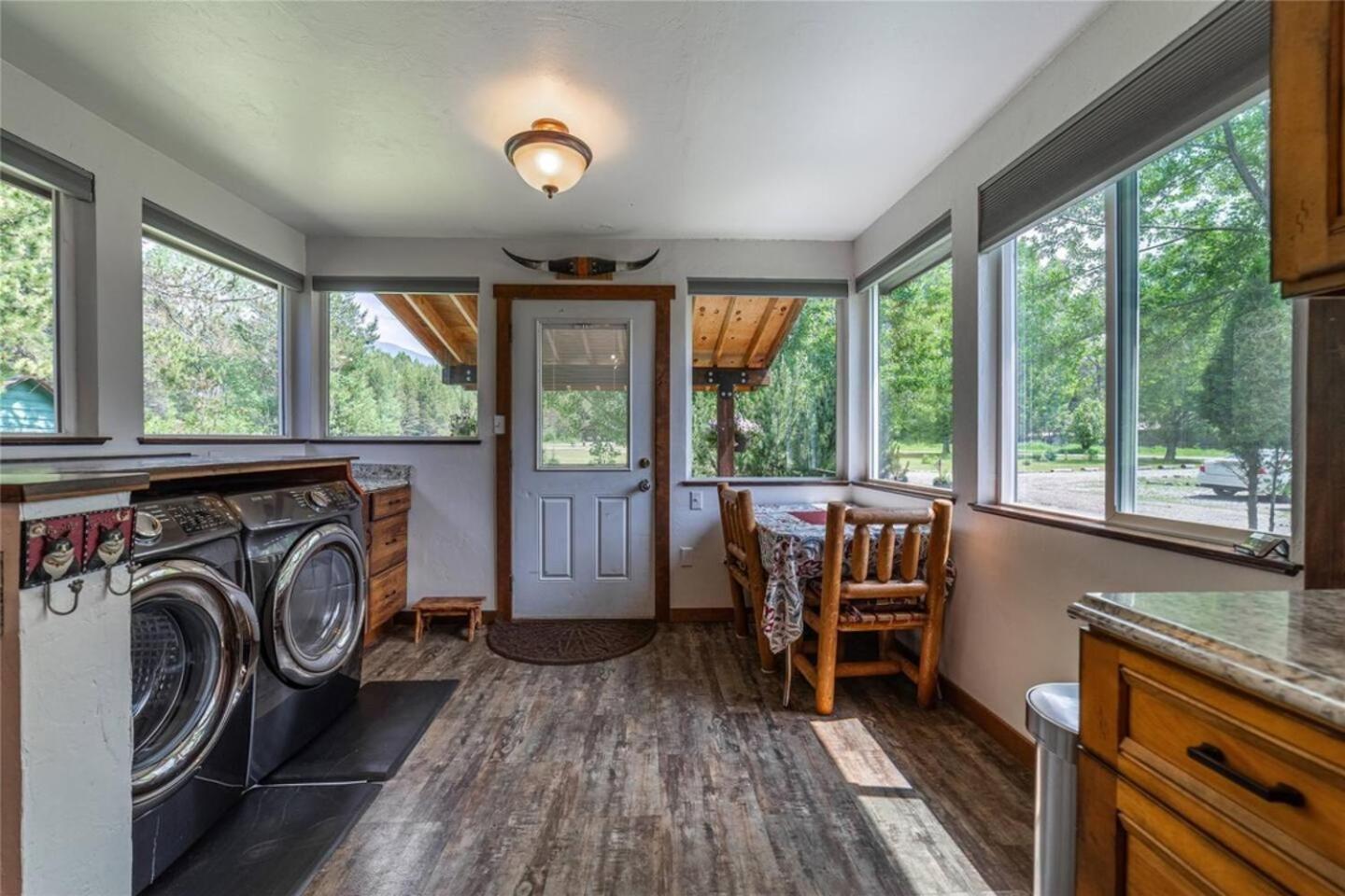 Glacier Homestead Coram Luaran gambar